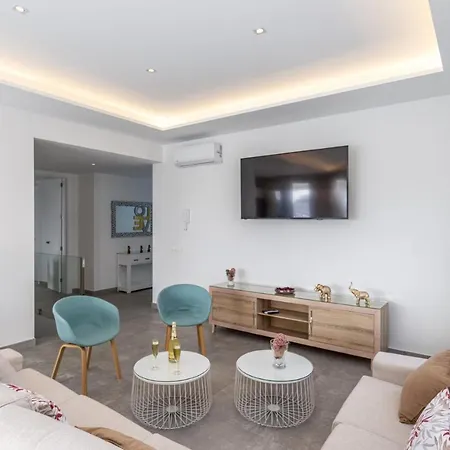 Aqualava 2 By Villa Playa Blanca