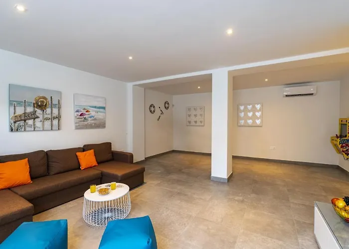 Villa Aqualava 2 By Playa Blanca (Lanzarote)