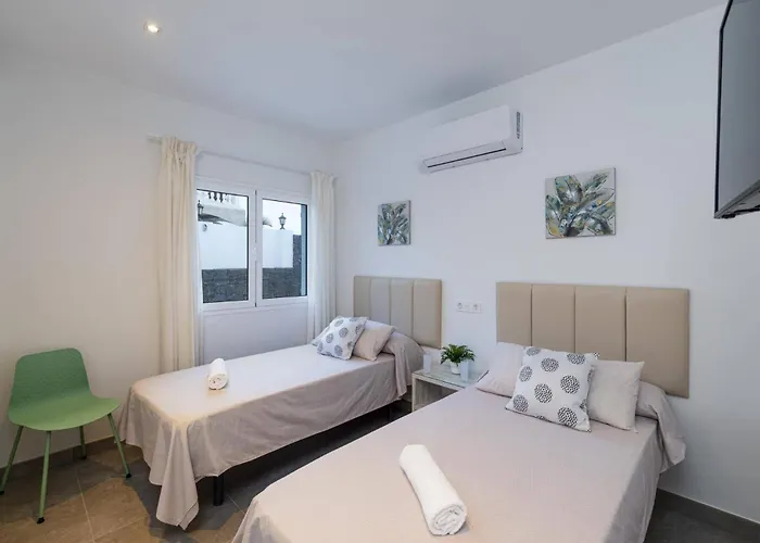 Aqualava 2 By Playa Blanca (Lanzarote)