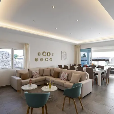 Villa Aqualava 2 By