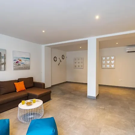 Βίλα Aqualava 2 By Πλάγια Μπλάνκα