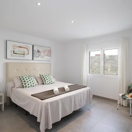 Aqualava 2 By Πλάγια Μπλάνκα