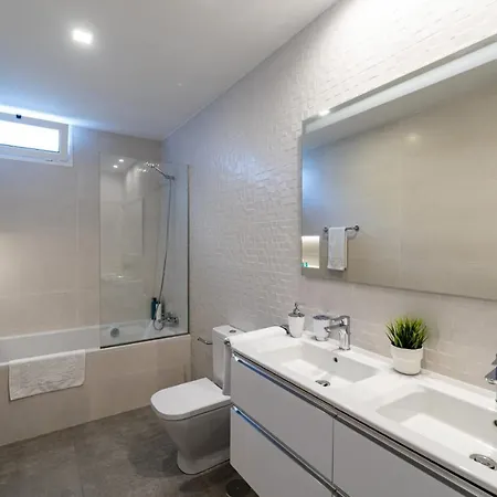 Aqualava 2 By Βίλα Πλάγια Μπλάνκα