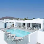 Villa Aqualava 2 By *